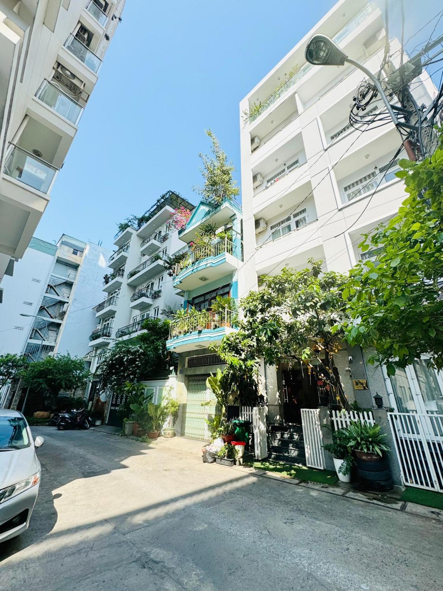 Emerald Apartments Ho Chi Minh City Exterior photo