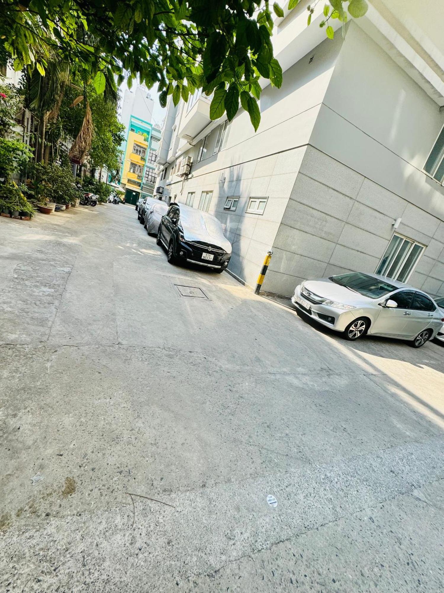 Emerald Apartments Ho Chi Minh City Exterior photo