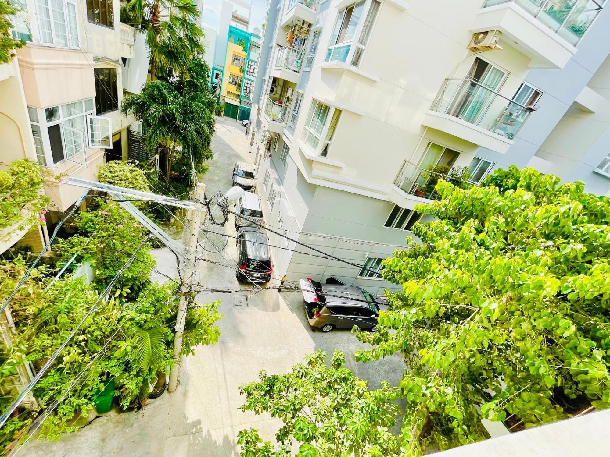 Emerald Apartments Ho Chi Minh City Exterior photo